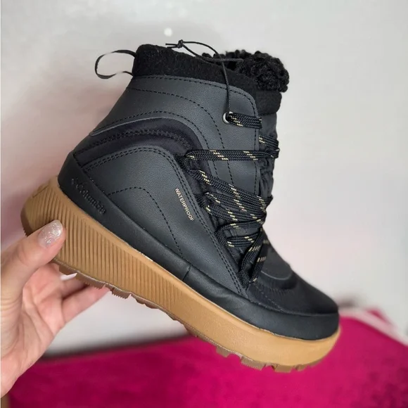 NEW 🖤 COLUMBIA Women's Red Hills Omni-Heat Winter Faux Fur Boot (Size 7) - Picture 3 of 17